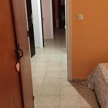 Romani - Casa Compartida Con Propietario - Bano Compartido * L' Escala